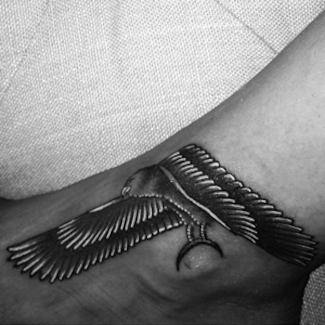 Рианна богиня Исида